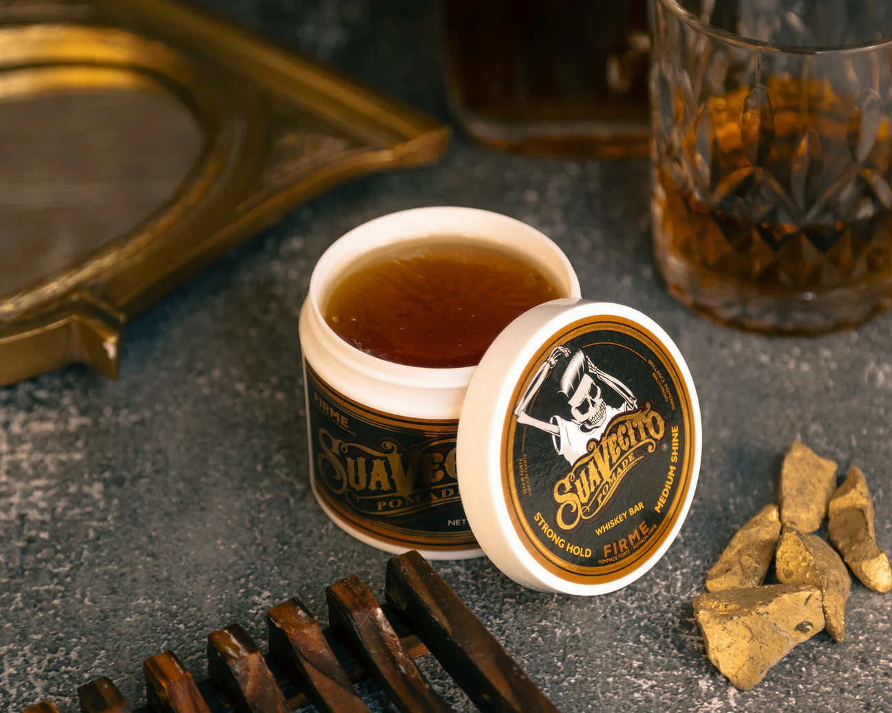 Suavecito Firme Hold Pomade Whiskey Bar 113g